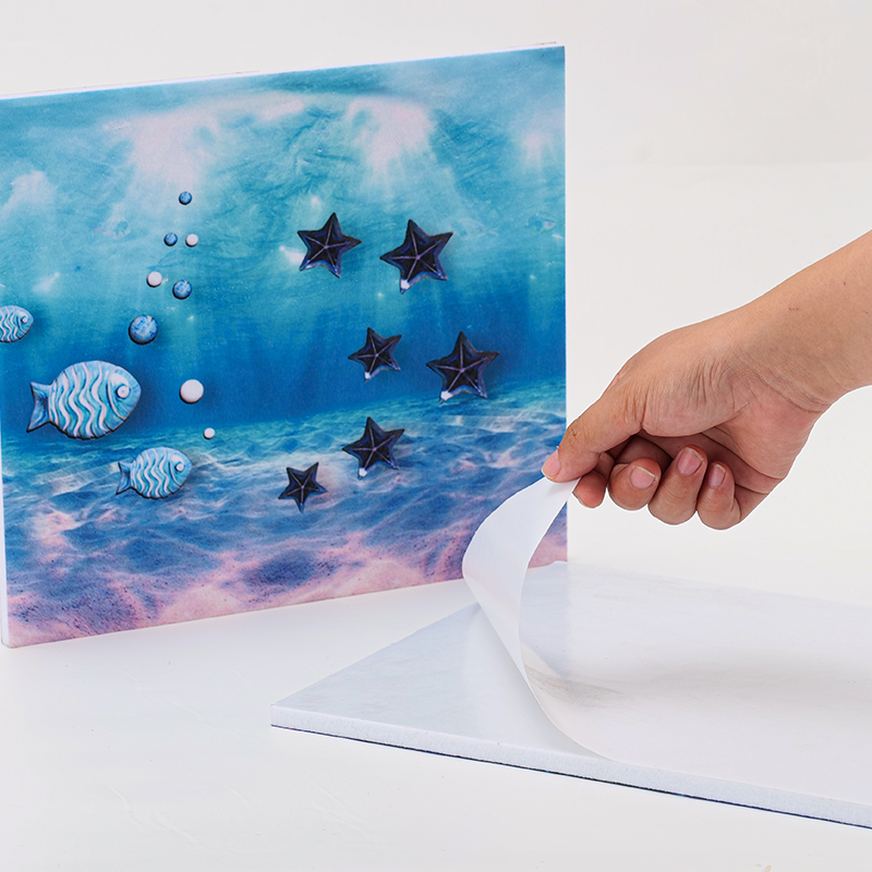 แผงจิตรกรรมฝาผนังการถ่ายเทความร้อนแบบกำหนดเองด้วยแสง - พิมพ์ได้ มีกาวในตัว กันเสียงสำหรับทางเดิน